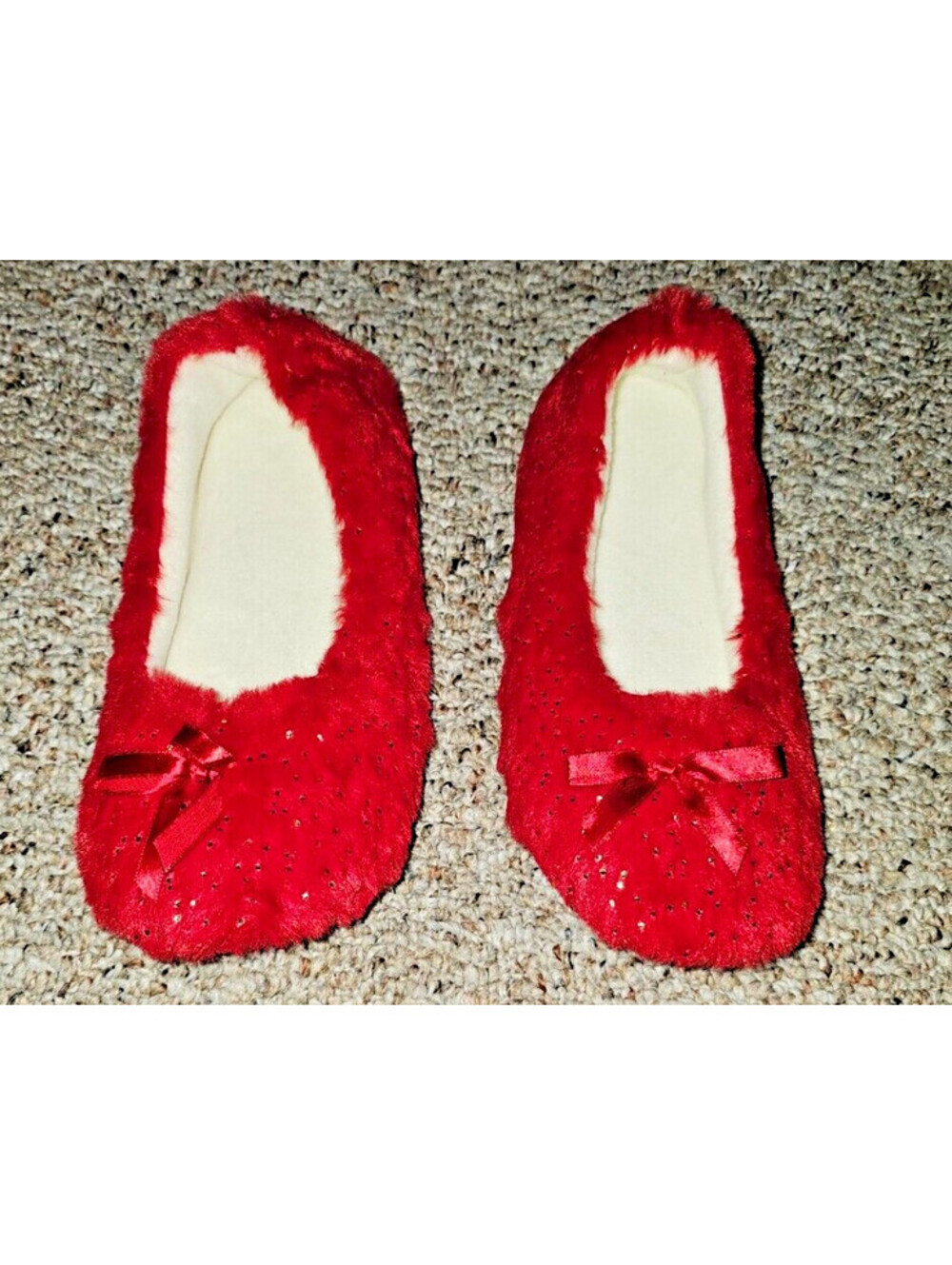 Women's Plush Winter Slippers Fuzzy Soft Furry Warm Comfy Slippers Sz 5-6 red